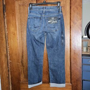 Silver Jeans Co. Suki Capri Mid Rise Curvy Fit 24x23.5 NWT